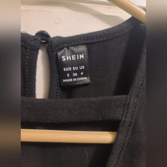 SHEIN Dress - Picture 3 of 4